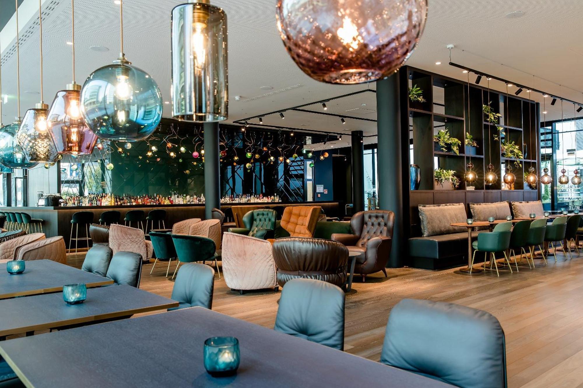 Motel One Stuttgart-Hauptbahnhof Buitenkant foto